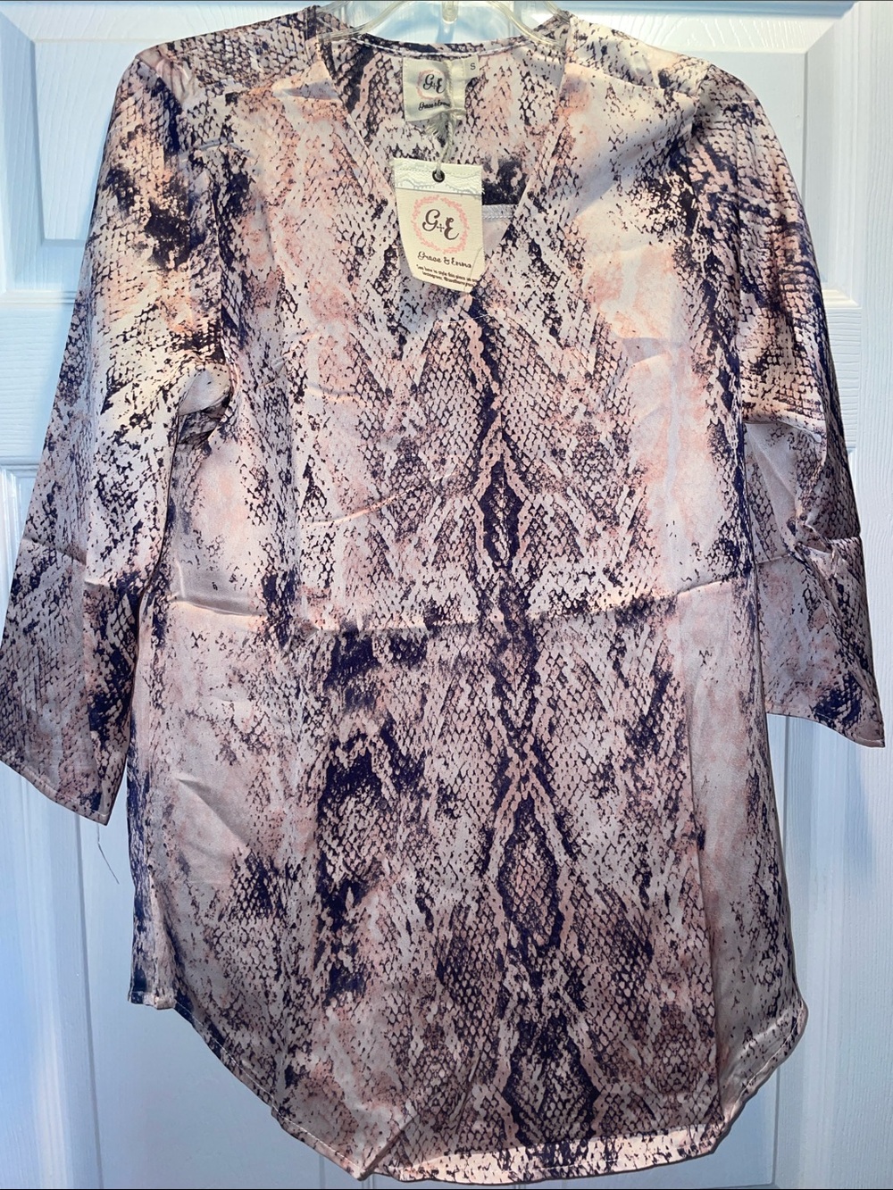 G&E Pink Snake-Print V-Neck Tunic Top